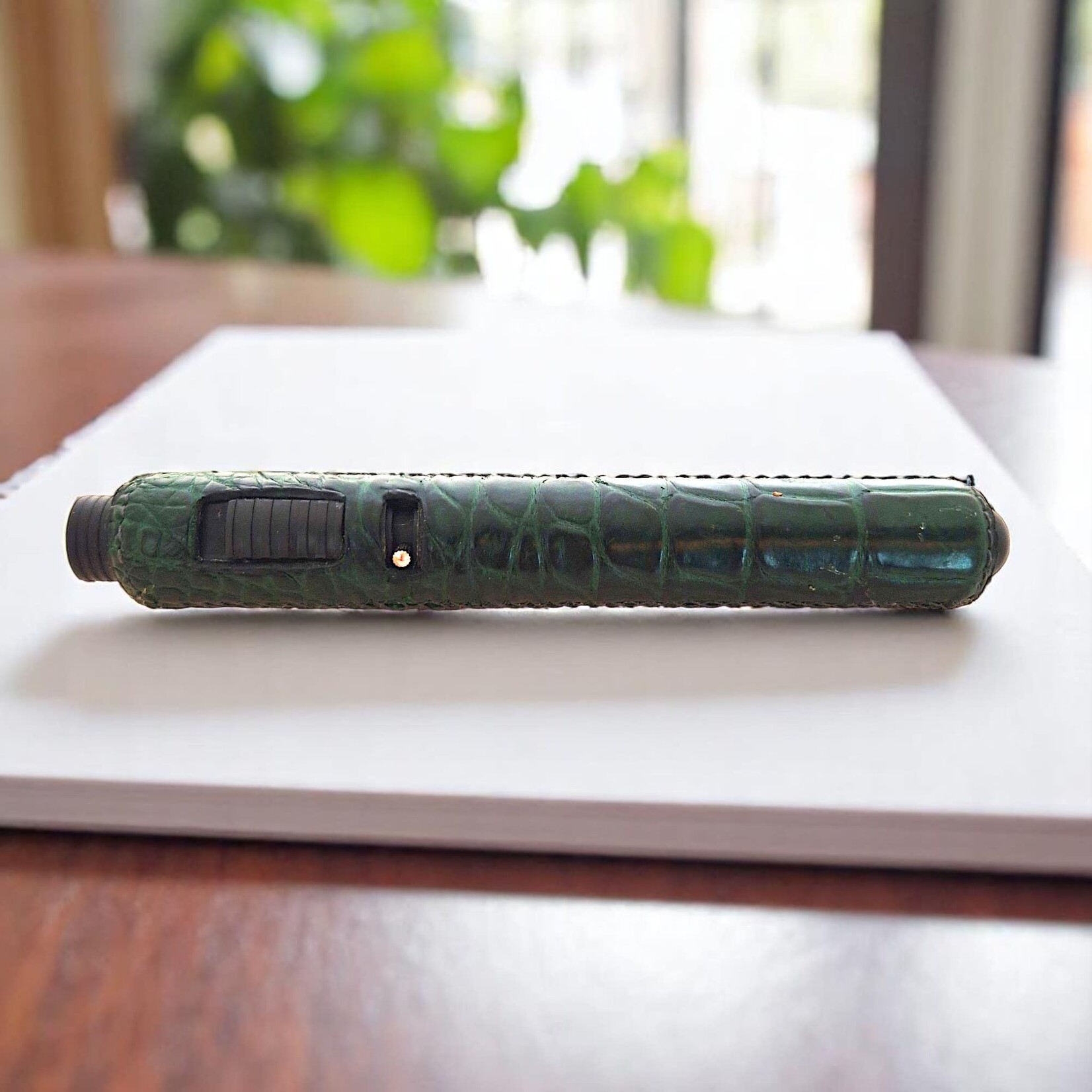 PRINCE RHEIN LIGHTER WITH CROCODILE LEATHER GREEN