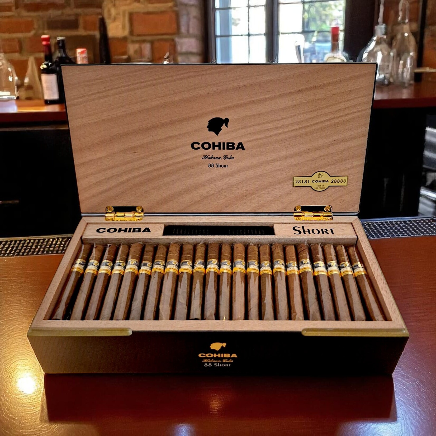 COHIBA COHIBA SHORT HUMIDOR YEAR OF THE RABBIT 88