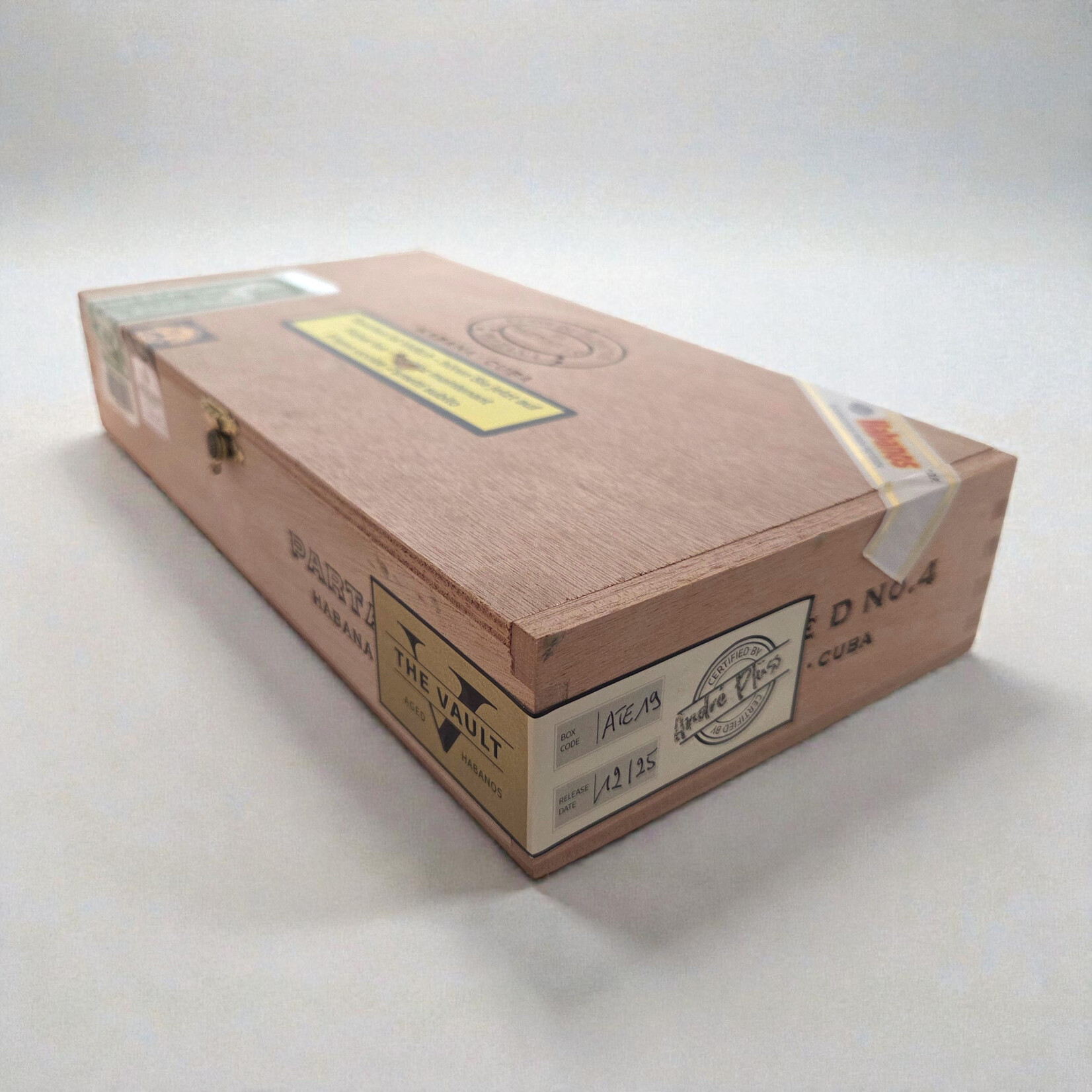 PARTAGAS PARTAGAS SERIE D4 2019 THE VAULT BOX 25'S