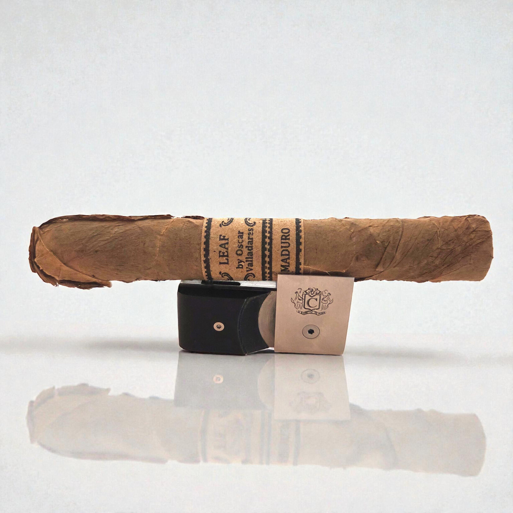 LEAF BY OSCAR LEAF BY OSCAR VALLADARES - MADURO TORO