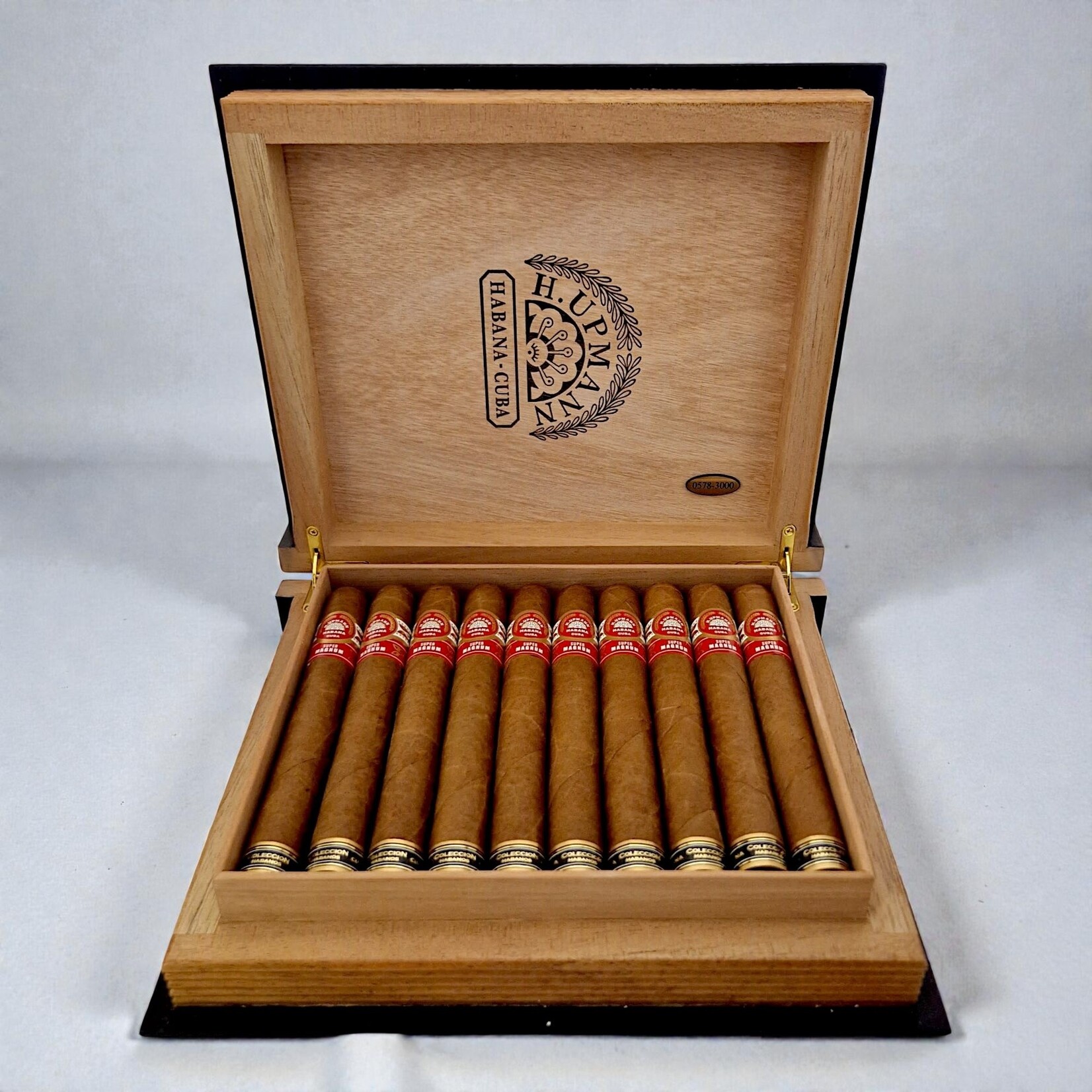 H. UPMANN H. UPMANN SUPER MAGNUM - FULL BOOK