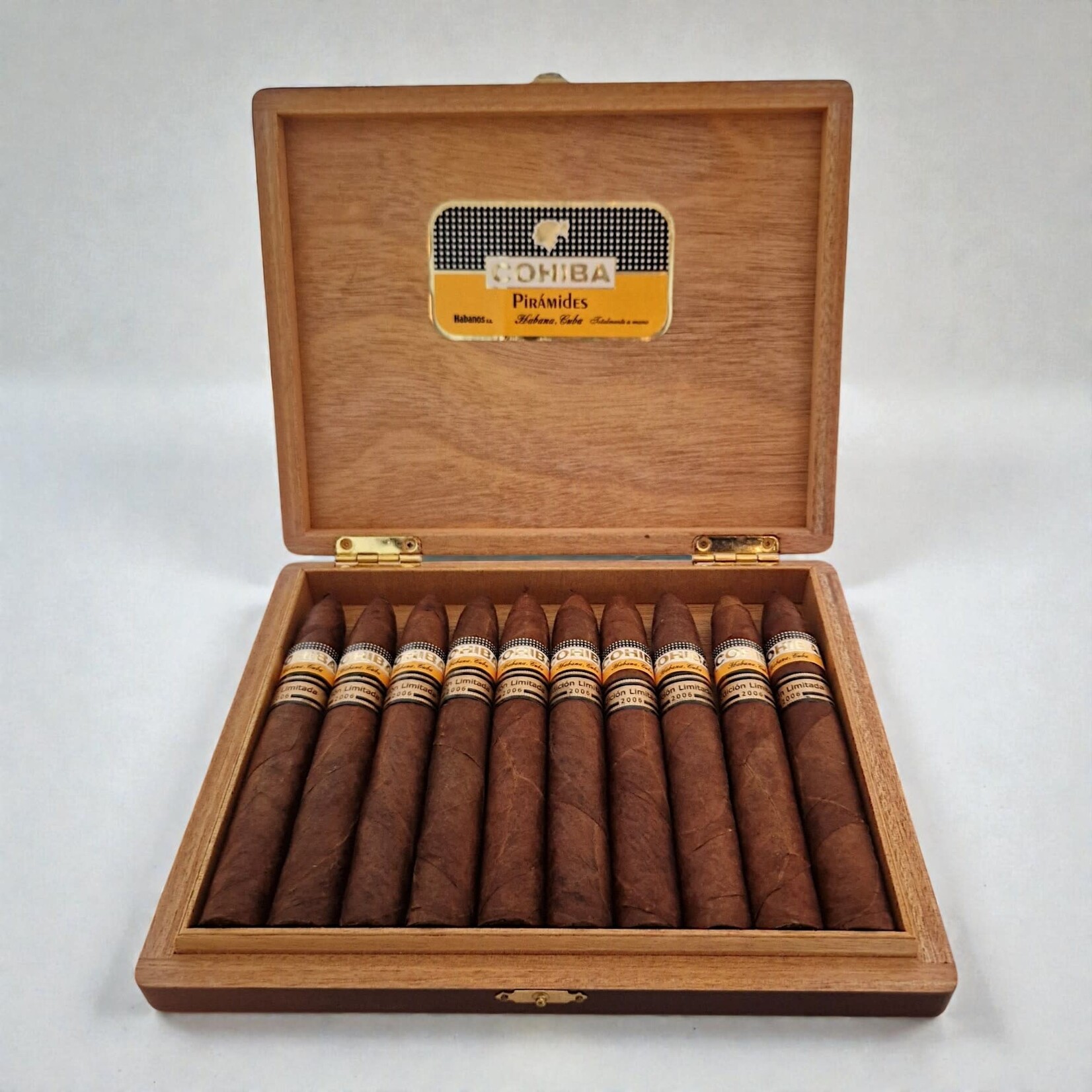 COHIBA COHIBA PIRAMIDES EL 2006 BOX 10'S