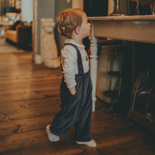 Donsje Baby broek met bretels donker blauw/grijs