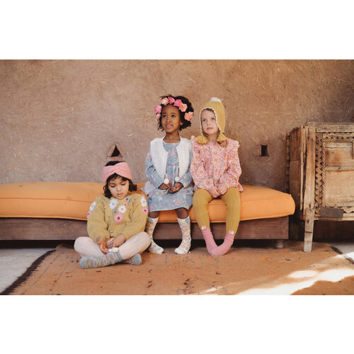 Louise Misha Blauwe jurk met lange mouwen in bloemenprint Louise Misha Blauwe jurk met lange mouwen in bloemenprint