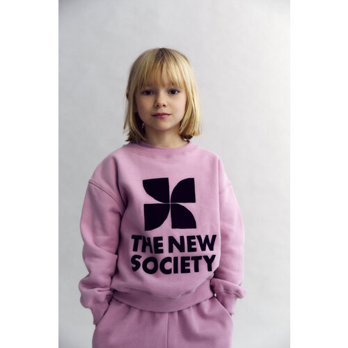 the new society Logo sweater in roze