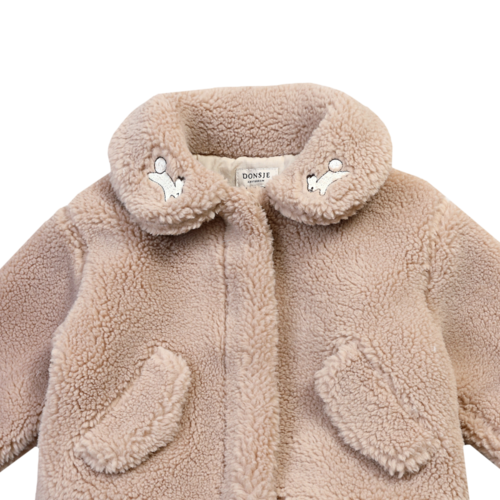 Donsje Baby jasje met konijntjes op de kraag Donsje Baby jasje met konijntjes op de kraag