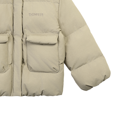 Donsje Bomber jas met capuchon in licht groen Donsje Bomber jas met capuchon in licht groen