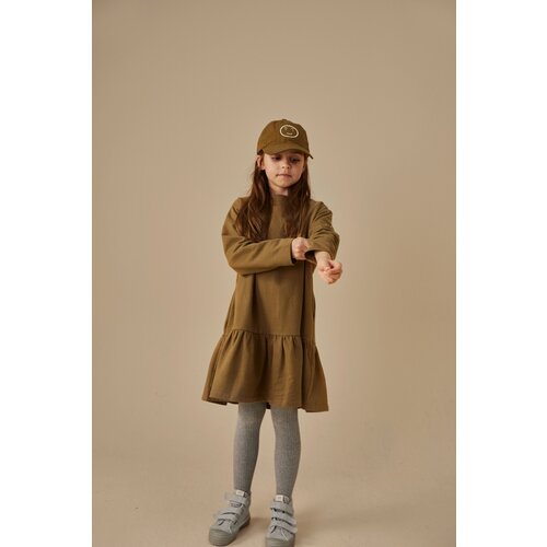 Gray label Pet in warm bruin Gray label Pet in warm bruin