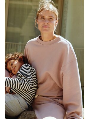 Gray label Adult Crewneck Shoulder Sweater Berry