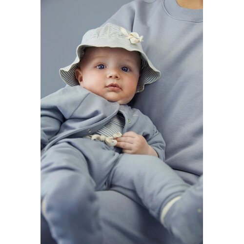 Gray label Gestreept baby zonnehoedje in steengrijs & crème kleur Gray label Gestreept baby zonnehoedje in steengrijs & crème kleur