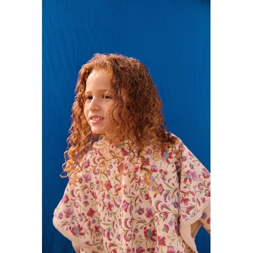 Louise Misha Badcape met rode bloemen print