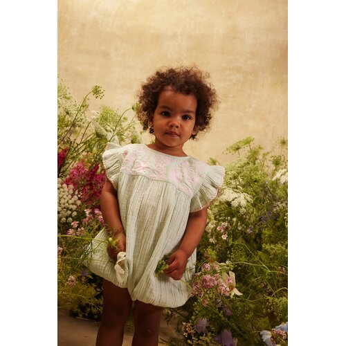 Louise Misha Lichte groene romper met geborduurde details