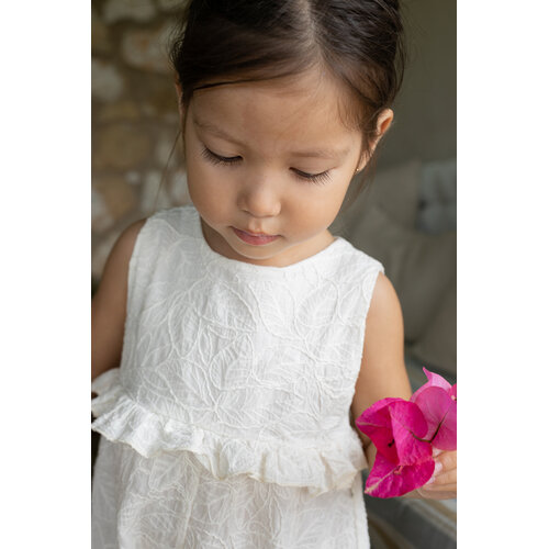 1 + in the family Off white pakje met luxe details