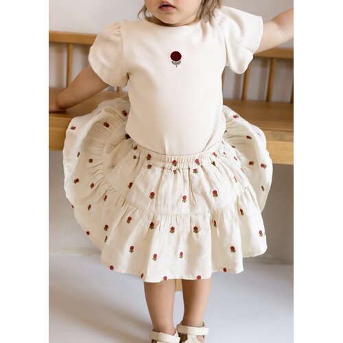 Donsje Top met geborduurde bloem