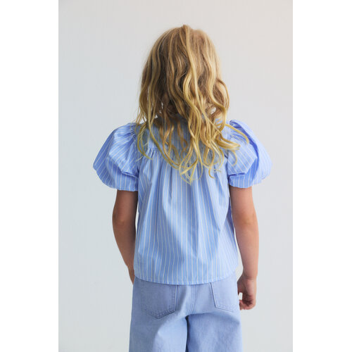 the new society Licht blauw gestreepte blouse