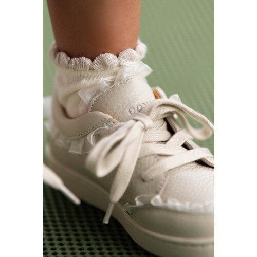 Donsje Leren sneaker in gebroken wit