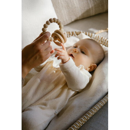 1 + in the family Ecru newborn pakje met ruffle