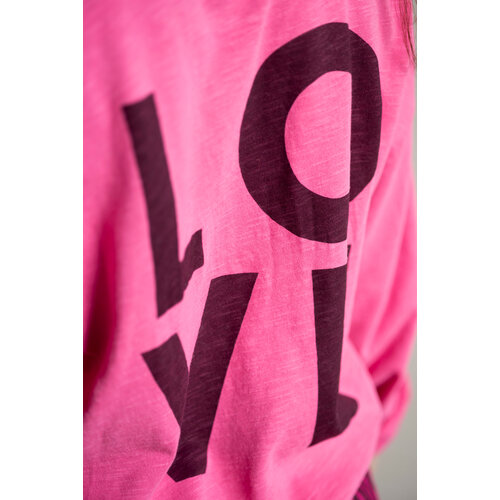 JENEST Roze longsleeve met LOVE opdruk