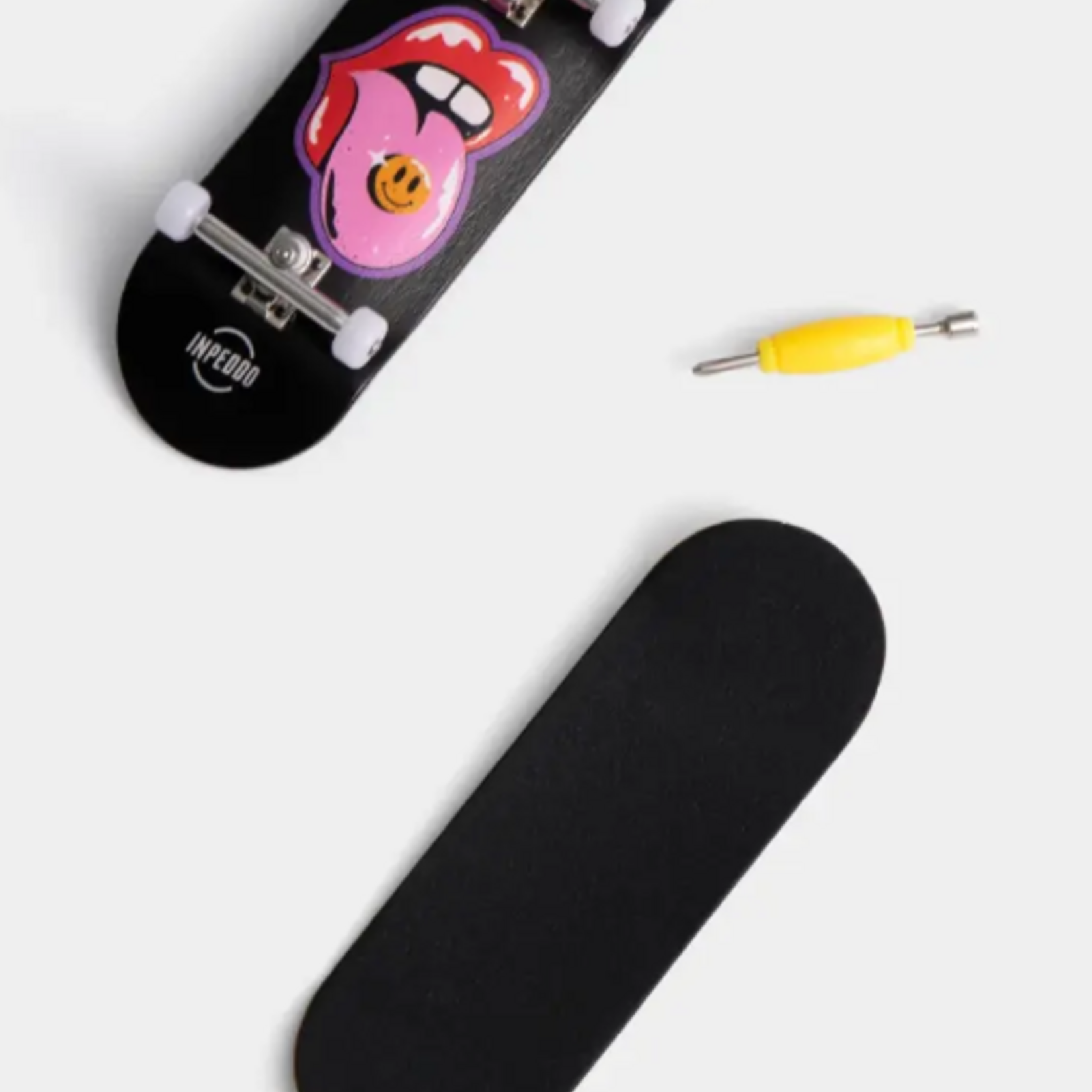 inpeddo inpeddo fingerskate happy mouth