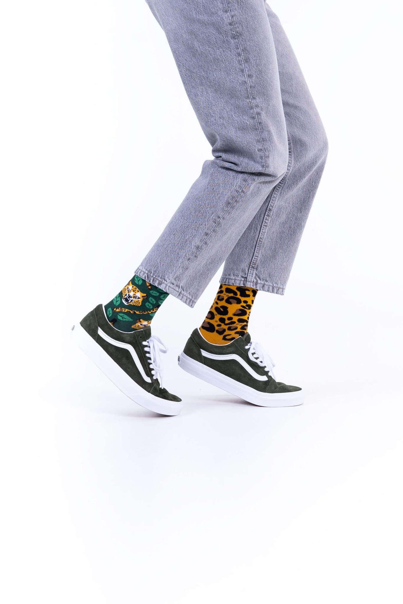 Many Mornings El leopardo - ongelijke luipaard sokken