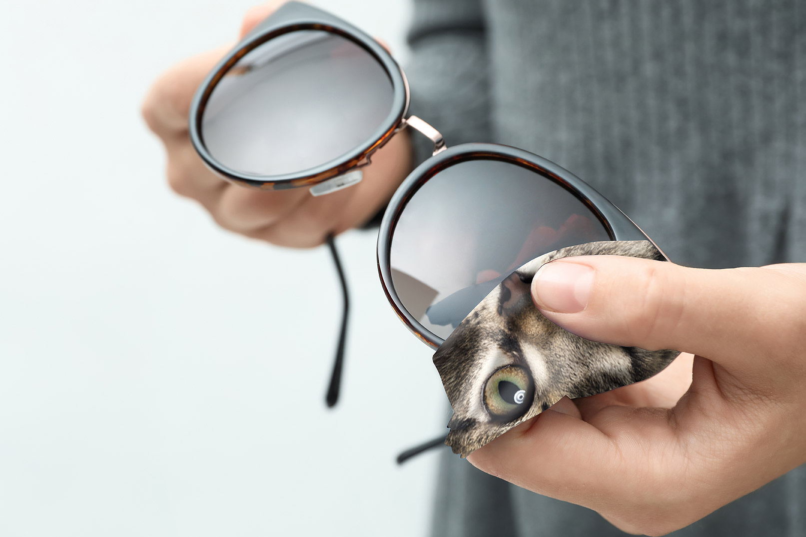 Fun Microfiber Cloth Cat