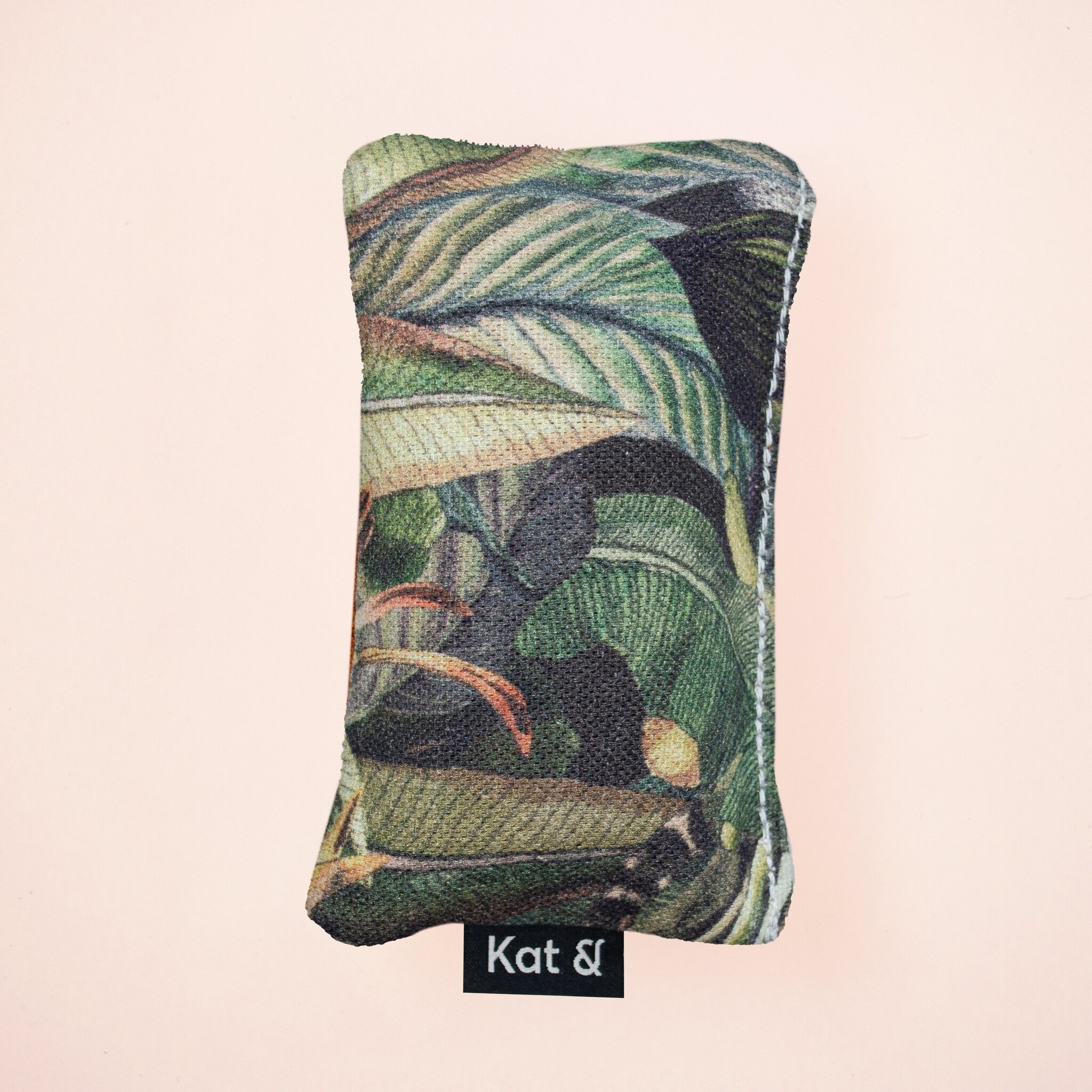 Kat & Kat & valeriaankussentje