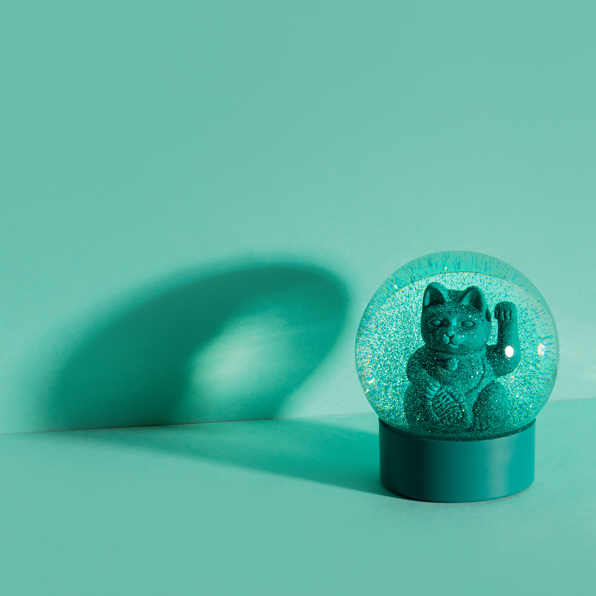 Groene Lucky Cat sneeuwbol / glitterbol