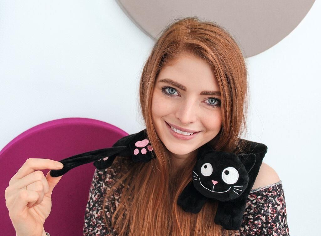 Ed the Cat Ed the cat nekkussen met kersenpitten