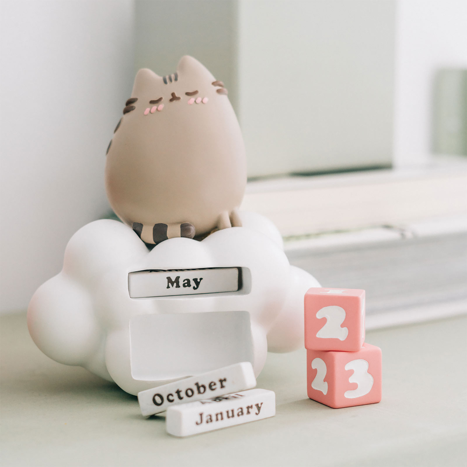 Pusheen Pusheen Purrfect Love Collection 3D perpetual calendar