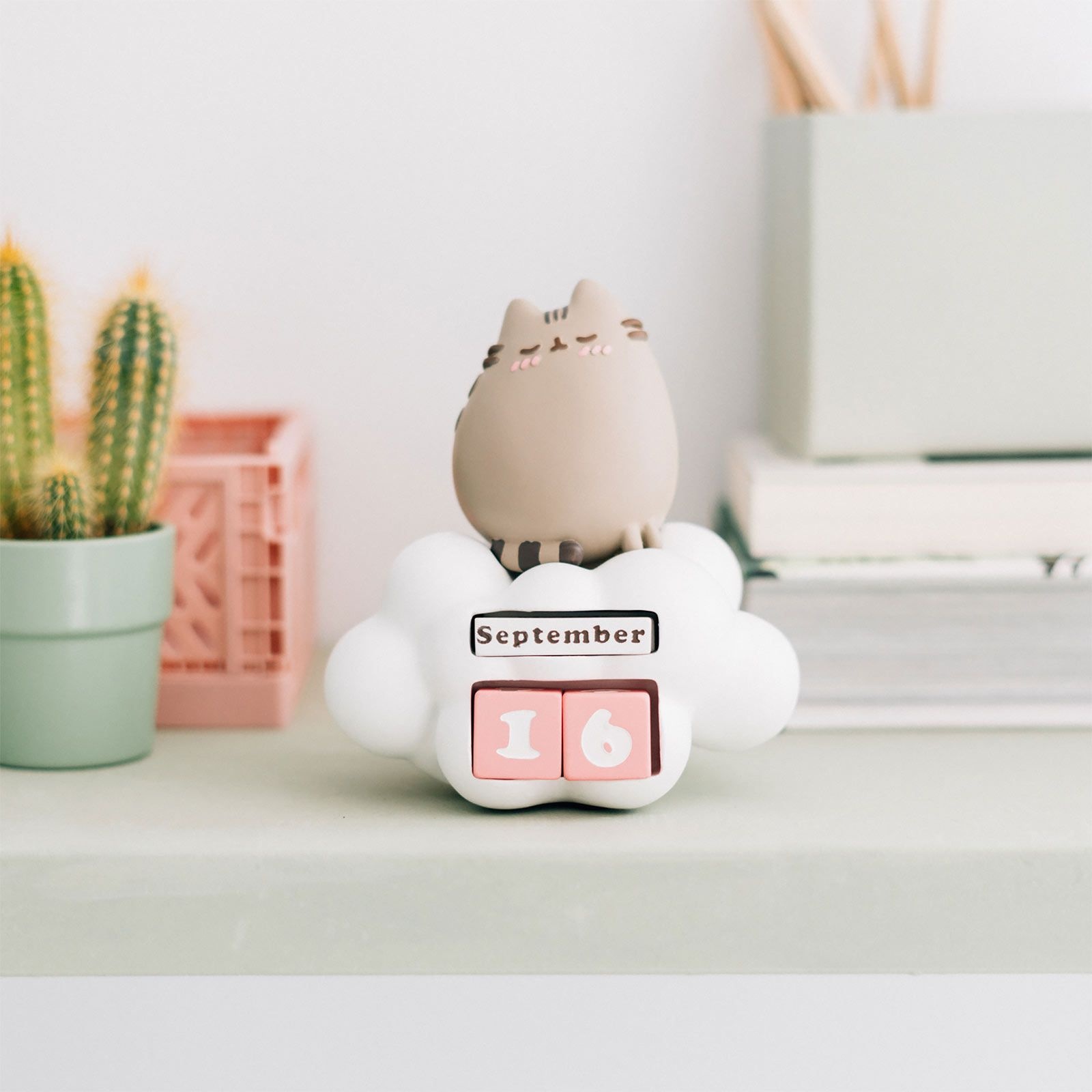 Pusheen Pusheen Purrfect Love Collection 3D perpetual calendar
