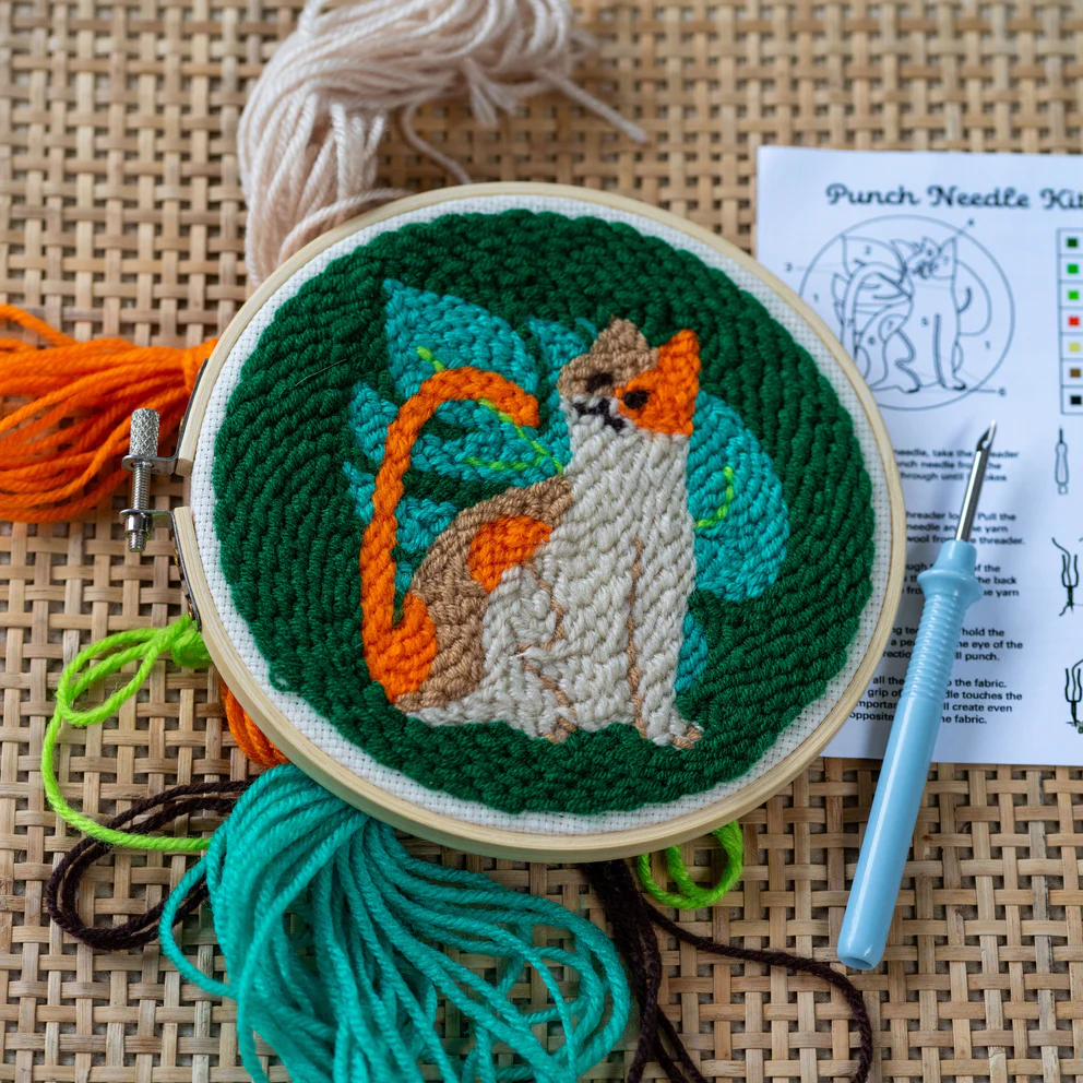Kikkerland Kikkerland cat punch needle kit
