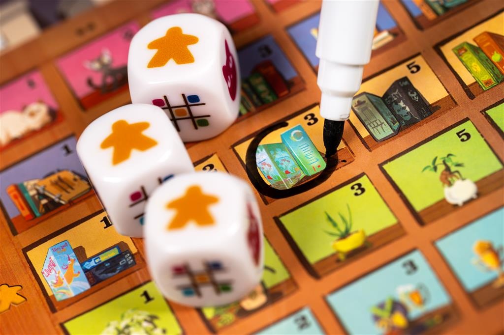 My shelfie – the dice game