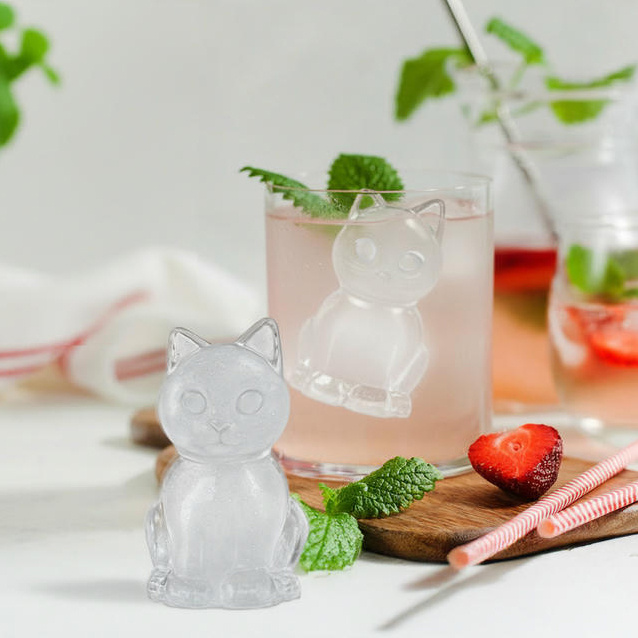 Winkee Winkee Ice Cube Mold Kitty