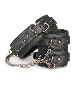 Easytoys Fetish Collection Kunstleren halsband met enkelboeien