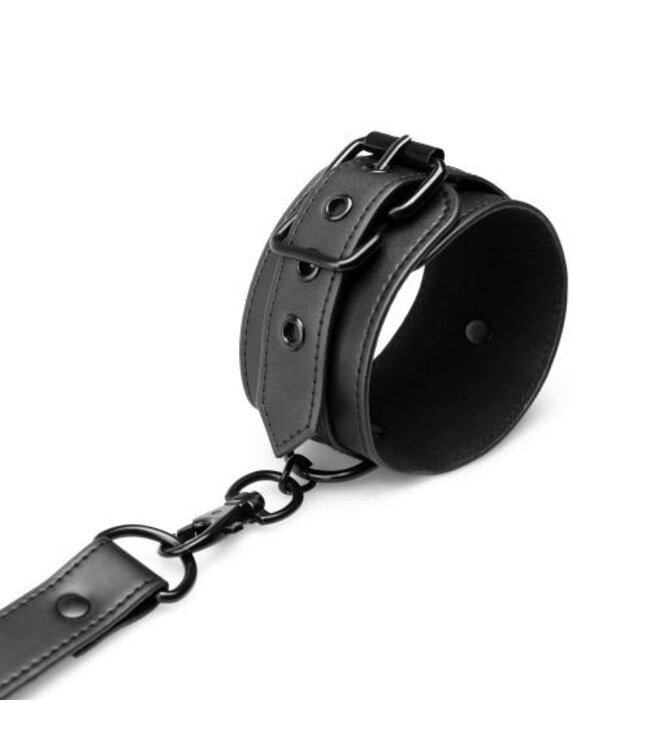 Hogtie Met Hand- en Enkelboeien