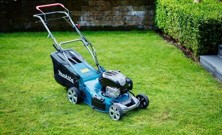 Advies over grasmaaiers en verticuteren