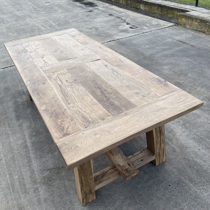 Wood & Work Ambachtelijke handgemaakte kloostertafel