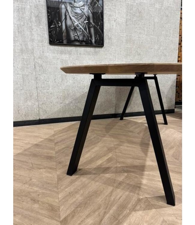 Massief eiken rond ovaal 200x100 incl frame *showroom