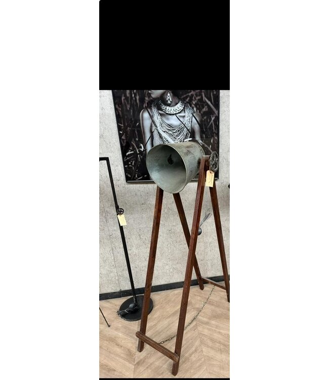 Diverse goedkope vloerlampen *nieuw  (prijzen variëren!)