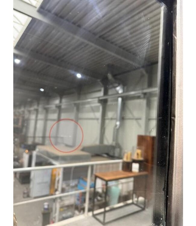 ByBoo By boo Ventana hoge vitrine kast