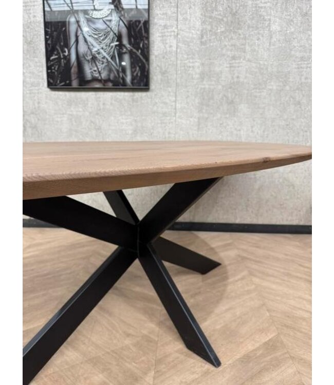 Eiken eettafel Leaf Cinnemon 240x110 *showroom