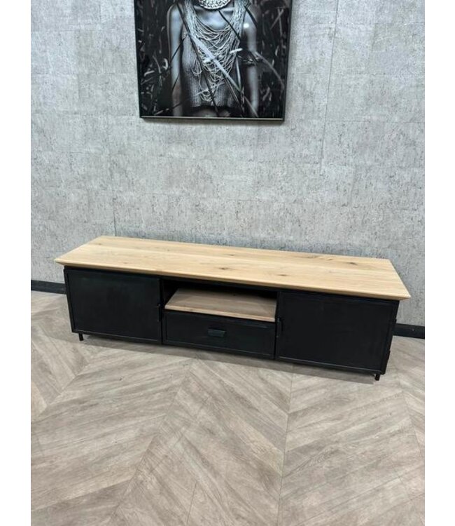 Tv meubel eiken met staal 166cm *showroom