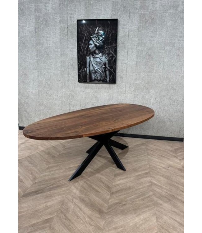 Organische vorm eettafel Notenhout 220x110 *nieuw