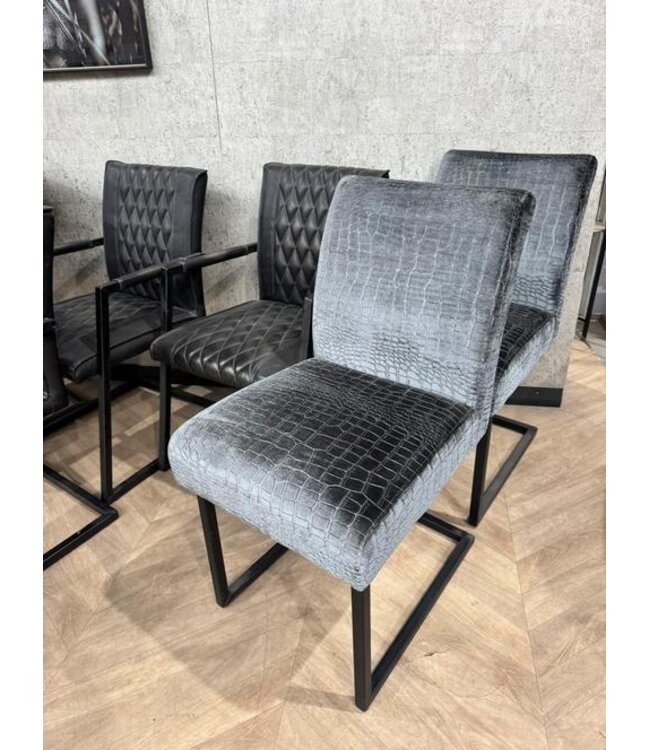 Goedkope set 8 eetkamerstoelen zwart/grijs/bruin *showroom