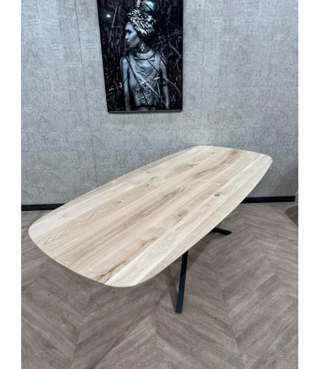 Eiken deens ovaal 220x100cm eettafel *kleur naar keuze!