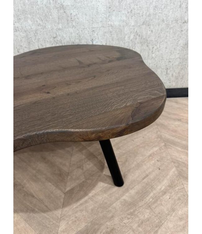 Grote organische eiken salontafel donker bruin 140x90 *nieuw