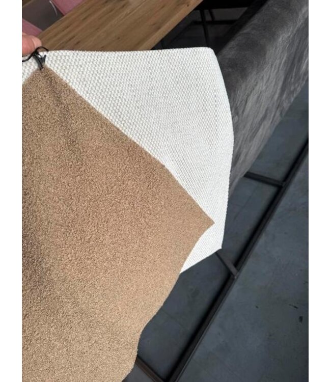 Mooie beige 2,5 zits + lounge bank Wave *showroom