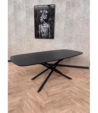 Eettafel eiken Deens ovaal night glow 215x100 *nieuw