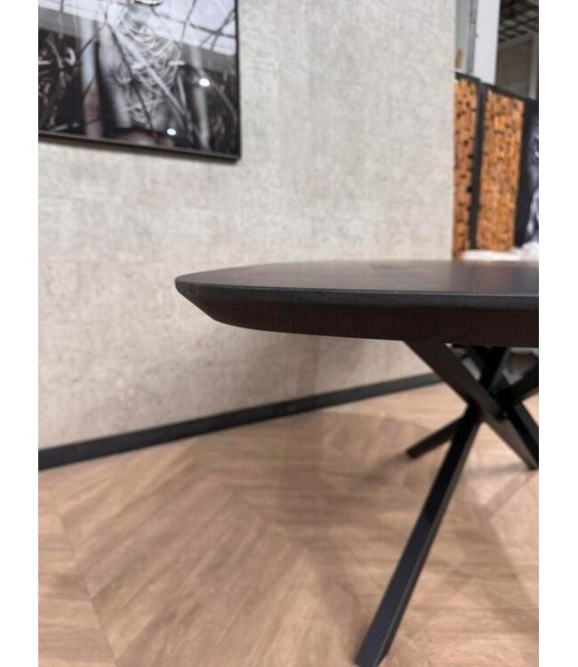 Eettafel eiken Deens ovaal night glow 215x100 *nieuw