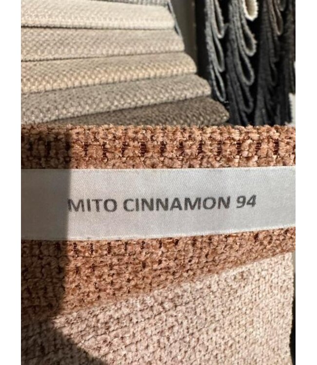 Setje van 3 barkrukken oudroze Jill *showroom